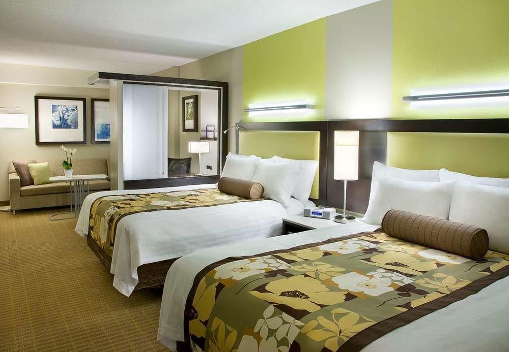 สปริงฮิลล์ สวีท บาย แมริออท โทรอนโต วอน Hotel ภายนอก รูปภาพ