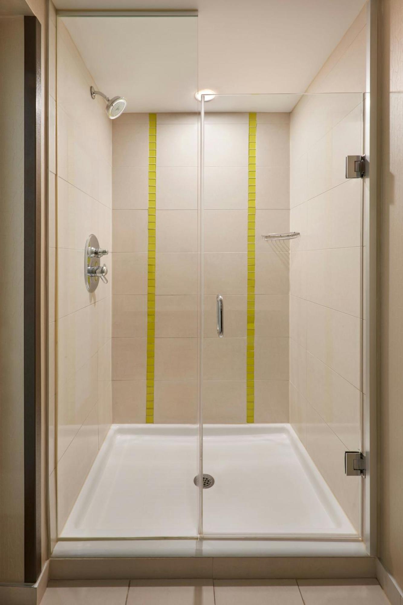 สปริงฮิลล์ สวีท บาย แมริออท โทรอนโต วอน Hotel ภายนอก รูปภาพ